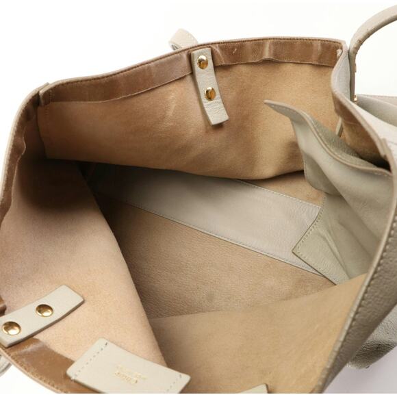 Chloé Dilan East-West Tote Bag in Pebbled Grey Leather - Picture 6 of 9